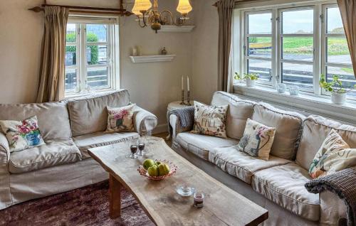 Χώρος καθιστικού στο Beautiful Home In Stege With Wifi