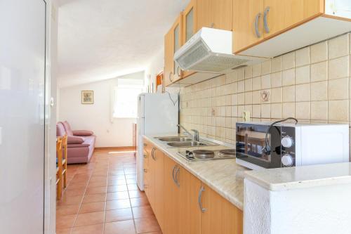 Apartment Baska Voda 300c