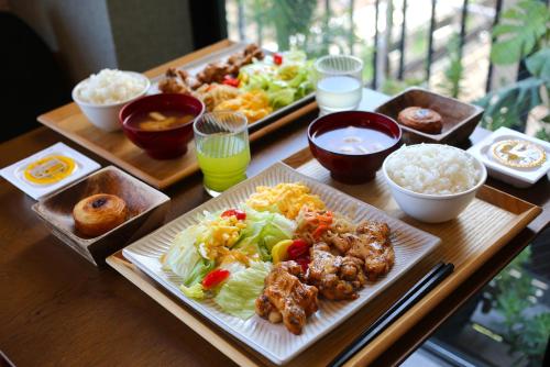 Comida en el hotel o alrededores