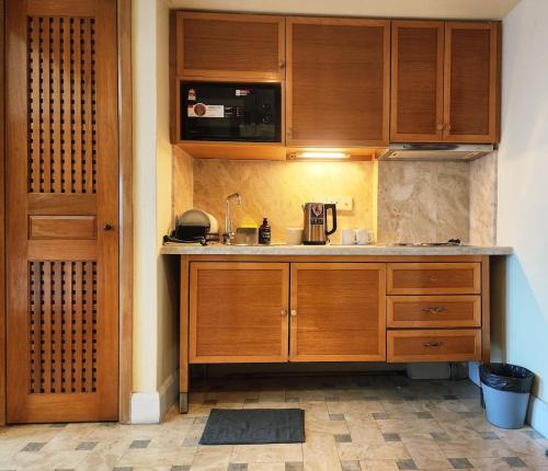 Kuchyň nebo kuchyňský kout v ubytování Langkawi Lagoon Resort hosted by Define Suite 4pax