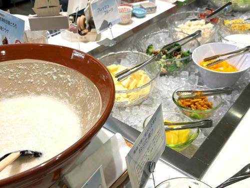 Jídlo v hotelu nebo okolí