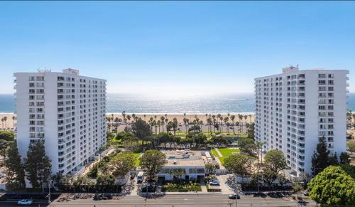 Gallery image of Santa Monica Ocenfront 2 Bedroom Villa with Parking in Los Angeles