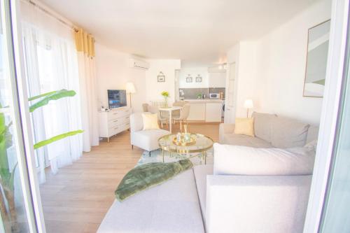 Bright 1Bedroom Apartment, Steps to Juan les Pins Beach photo 18
