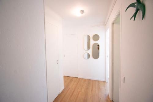 Bright 1Bedroom Apartment, Steps to Juan les Pins Beach photo 22