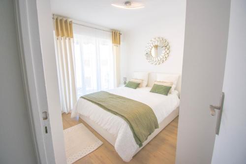 Bright 1Bedroom Apartment, Steps to Juan les Pins Beach photo 13