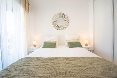 Bright 1Bedroom Apartment, Steps to Juan les Pins Beach photo 17