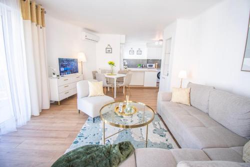 Bright 1Bedroom Apartment, Steps to Juan les Pins Beach photo 5