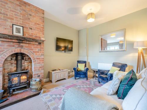 Μια τηλεόραση ή/και κέντρο ψυχαγωγίας στο The Manor Stables - Uk48247