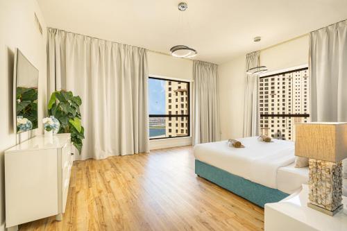 Central JBR Home Steps away from the Beach