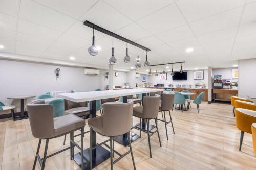 Køkken eller tekøkken på The Capitol Hotel Downtown, an Ascend Collection Hotel