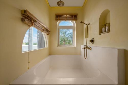 Ένα μπάνιο στο King Villa & Spa Hoi An