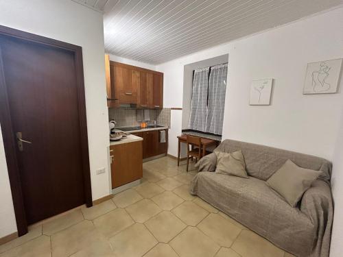 O bucătărie sau chicinetă la Bag's house