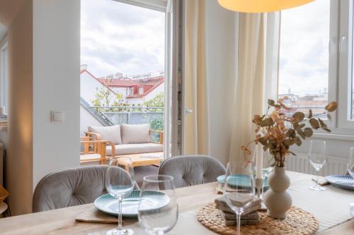 ROOF No 51 - Superior Sky Suite with Terrace and AC