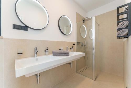 Ένα μπάνιο στο Villa Fiducia - Modern villa close to Poreč