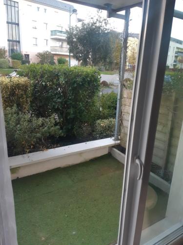 Jardín al aire libre en Beautiful cocooning apartment