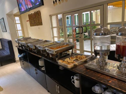 Jídlo v hotelu nebo okolí