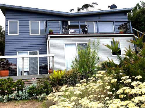 The Seaside Studio Retreat