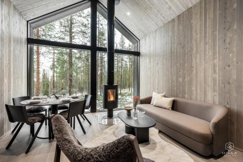 Khu vực ghế ngồi tại North Suite Sky by Hilla Villas