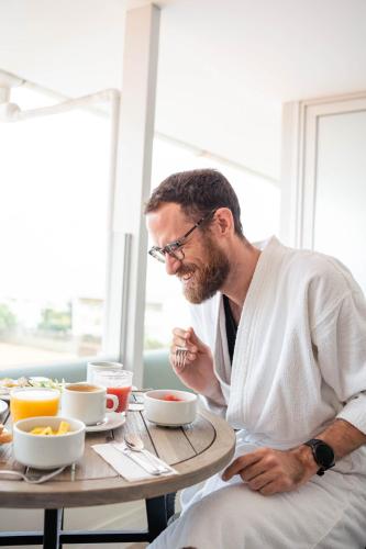 Φαγητό σε αυτό το ξενοδοχείο ή κάπου εκεί κοντά