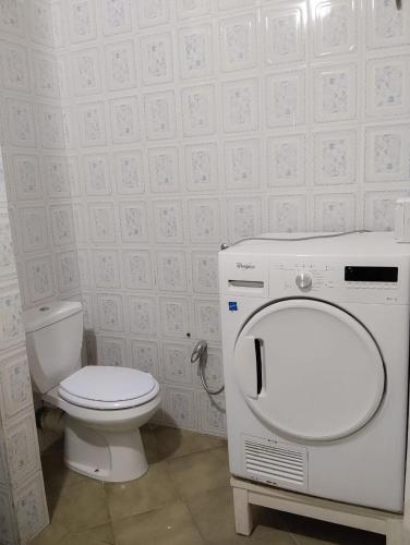 Koupelna v ubytování Cozy Harbor Retreat