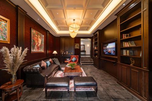 Posezení v ubytování The Muse Home - Central Escape by the Bay