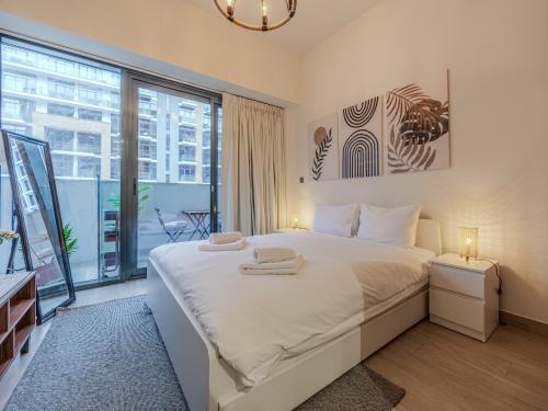 Azizi Riviera 42 Studio, Lagoon Pool and Gym, Meydan Community