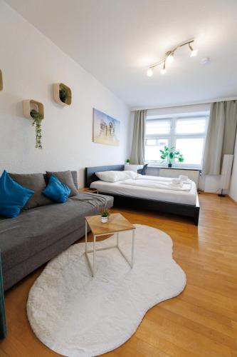 Helles Altbau-Studio nahe Yppenplatz & U6