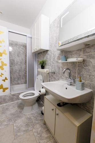 Helles Altbau-Studio nahe Yppenplatz & U6