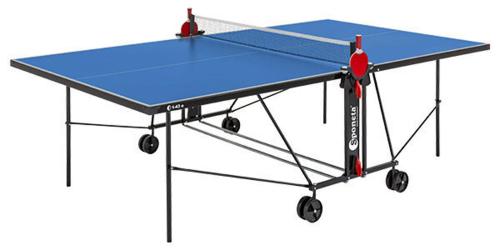 Taula de ping-pong a Liepu Residence o a prop