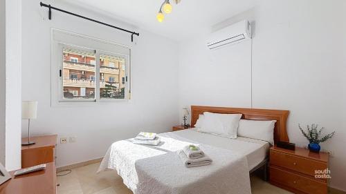 Spacious Central Apartment - South Costa, Nerja