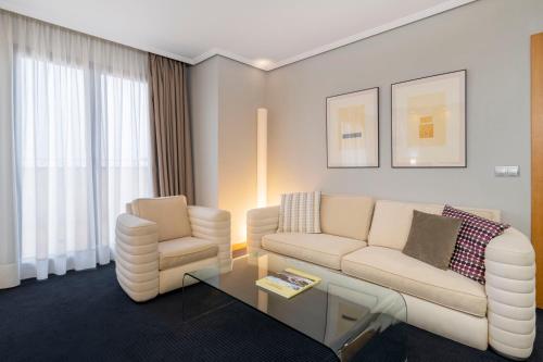 Istumisnurk majutusasutuses Eurostars Rey Alfonso X