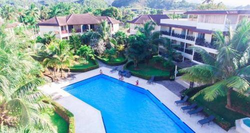 Πισίνα στο ή κοντά στο LTH Las Terrenas Hotel