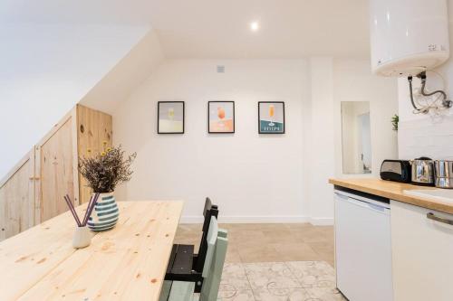 Stylish one bed oasis in historic centre