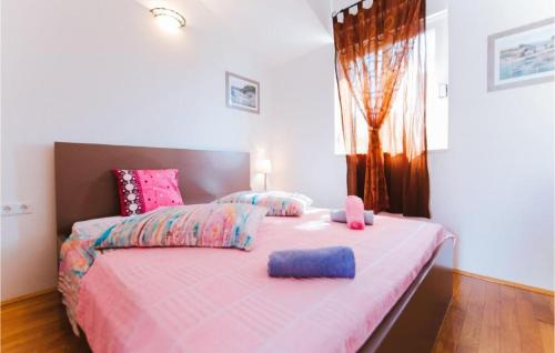 Gorgeous Apartment In Omis With Wifi