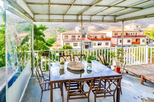 Μπαλκόνι ή βεράντα στο Lovely Apartment For Rent In Beautiful Mogan - Gran Canaria