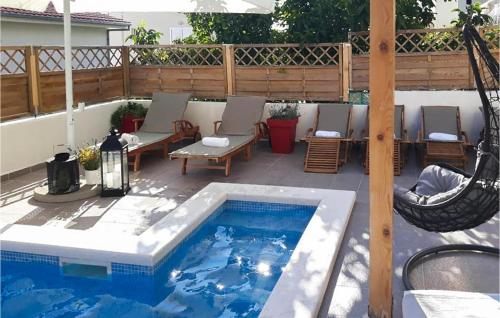 1 Bedroom Stunning Apartment In Hvar