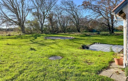 Zahrada ubytování Amazing Home In Løkken With Wifi