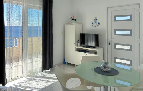 Amazing Apartment In Podgora With House Sea View