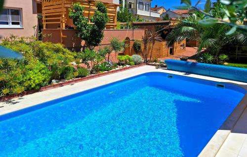 Amazing Apartment In Medulin With Swimming Pool