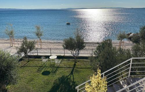 Gorgeous Apartment In Podstrana With Wifi