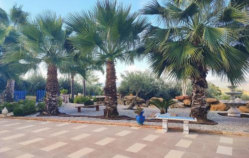 Zahrada ubytování Amazing Home In San Cipirello With Swimming Pool