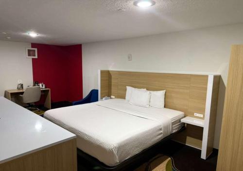 Katil atau katil-katil dalam bilik di Ramada by Wyndham La Verkin Zion National Park