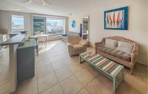 Cozy Apartment In Agde With House Sea View
