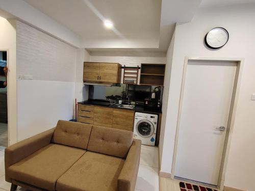 Köök või kööginurk majutusasutuses Timurbay Seafront By Moonlight pool view