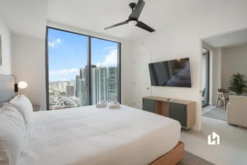 Stylish Apartments with Partial Ocean Views in Downtown! photo 41