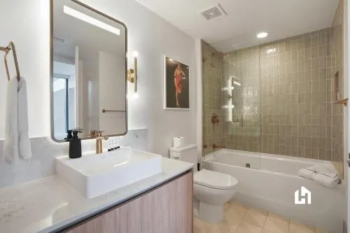 Stylish Apartments with Partial Ocean Views in Downtown! photo 51