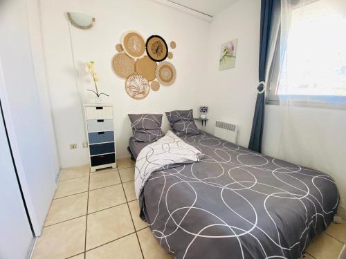 Canet appartement à 100 m de la plage avec parking