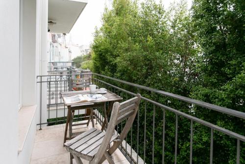 Lisbon Duplex 2 bdr, parking and balcony!