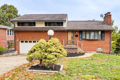 Galeriebild der Unterkunft 3 Mi to South Park Quiet Pittsburgh Area Getaway in Option