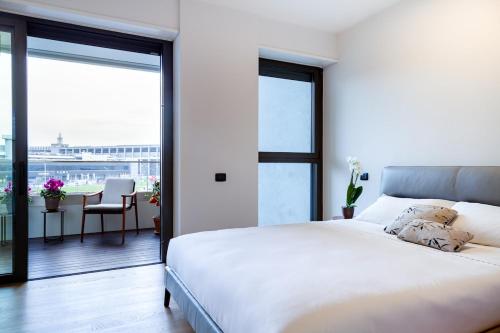 Studio Unit D with City View and Terrace